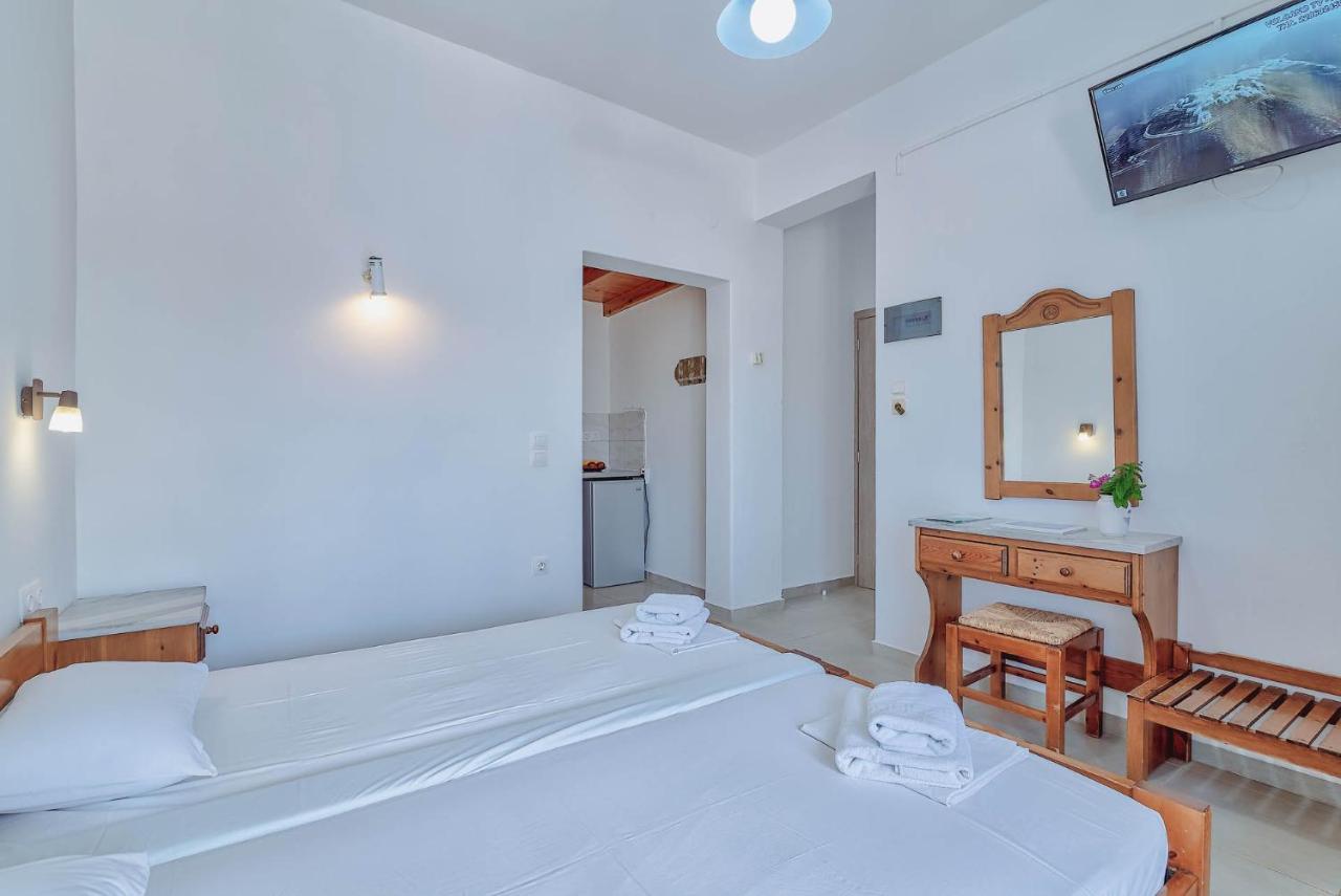 Pavlos Place Antiparos Town Екстериор снимка