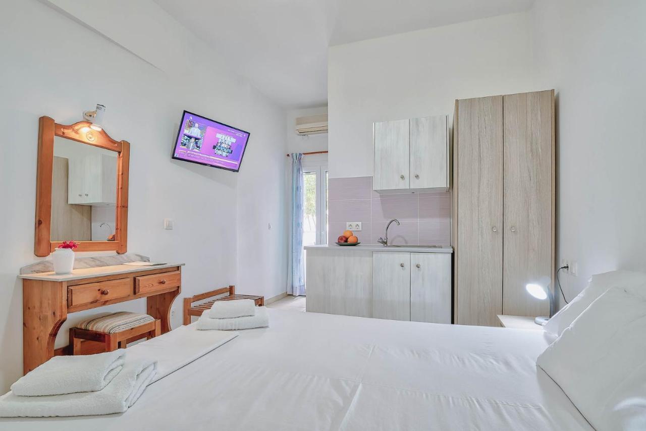 Pavlos Place Antiparos Town Екстериор снимка